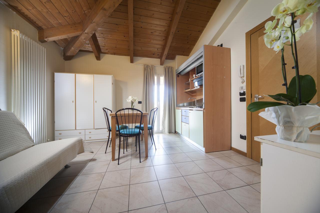 Residence Il Capodoglio Rimini Eksteriør bilde